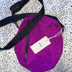 Baggu sports crossbody